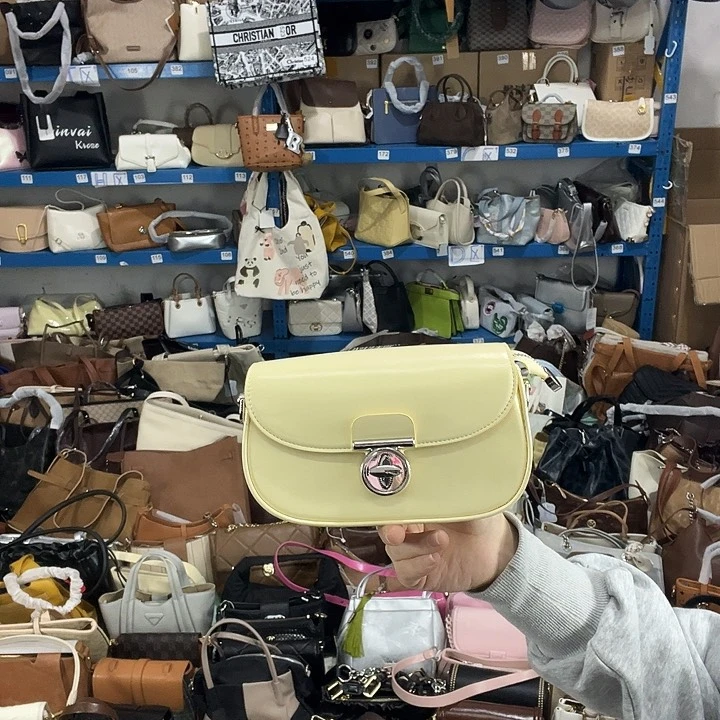 水牛皮（革）雾**漫健健康康平平安安