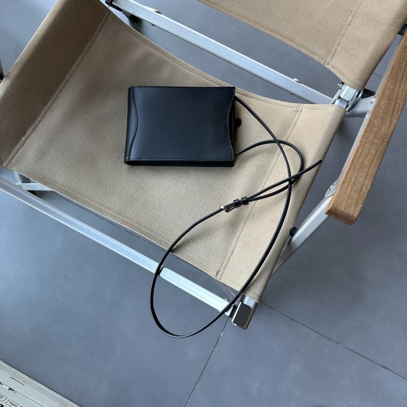 【鹿鸣】心心念念的手机包包【会有磨损 谨慎购买】