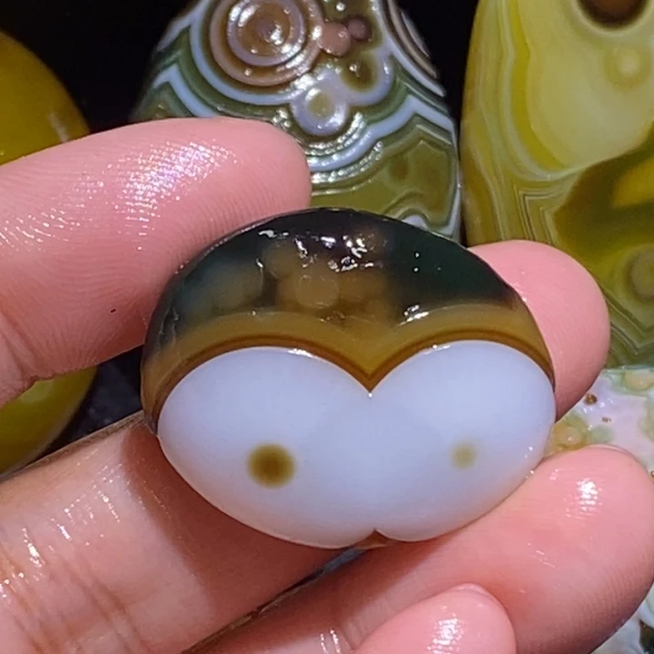 未镶嵌玛瑙/玉髓珠宝奇石A**标