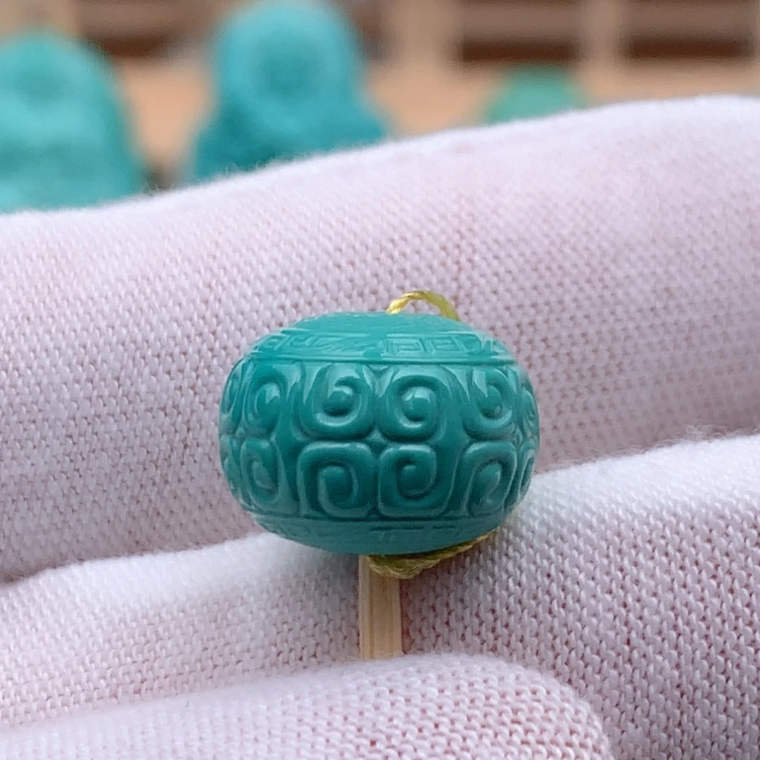 绿松石未镶嵌珠宝奇石13.3