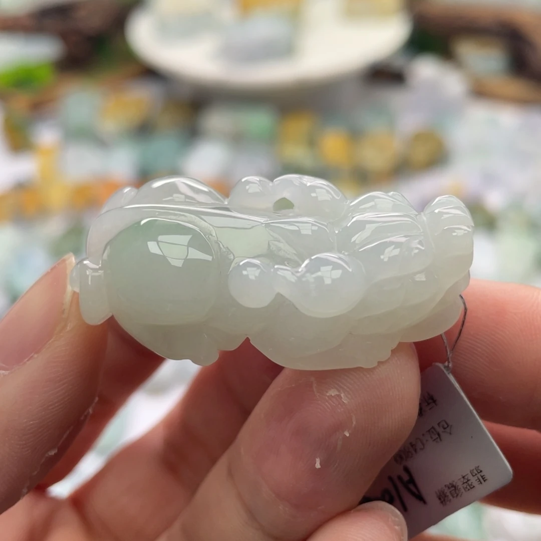 翡翠颈饰未镶嵌Y**G貔貅