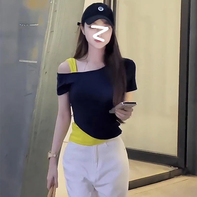 2025夏季韩版纯欲斜肩短袖假两件T恤女新款设计撞色修身显瘦上衣