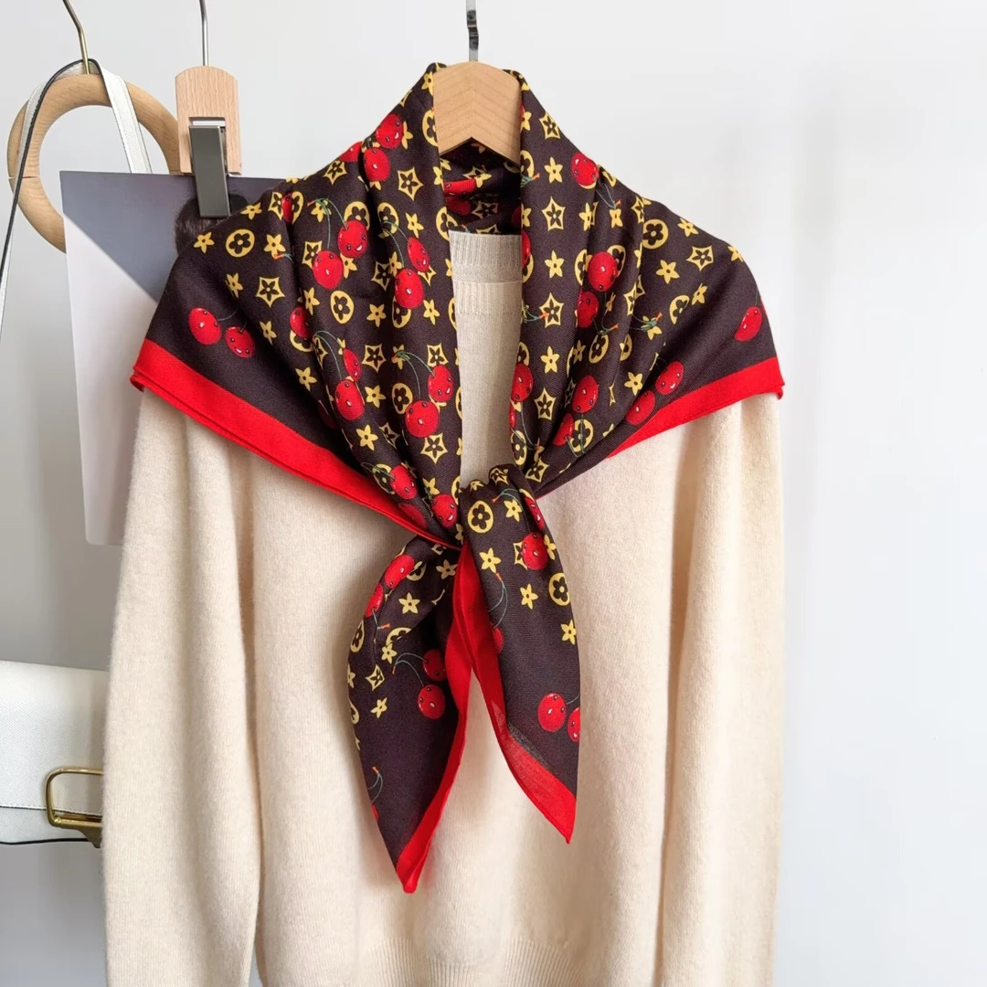 （Q416咖色樱桃）新款高档丝巾百搭防晒优雅气质时尚披肩90*90尺寸