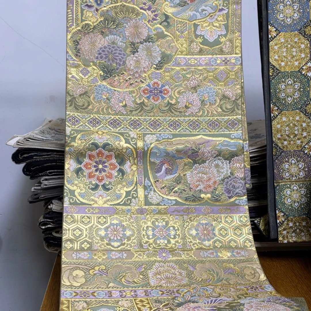 刺绣织锦技艺高超技艺