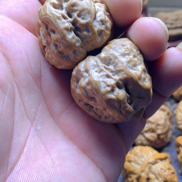 快***克把件文玩核桃蛤蟆头
