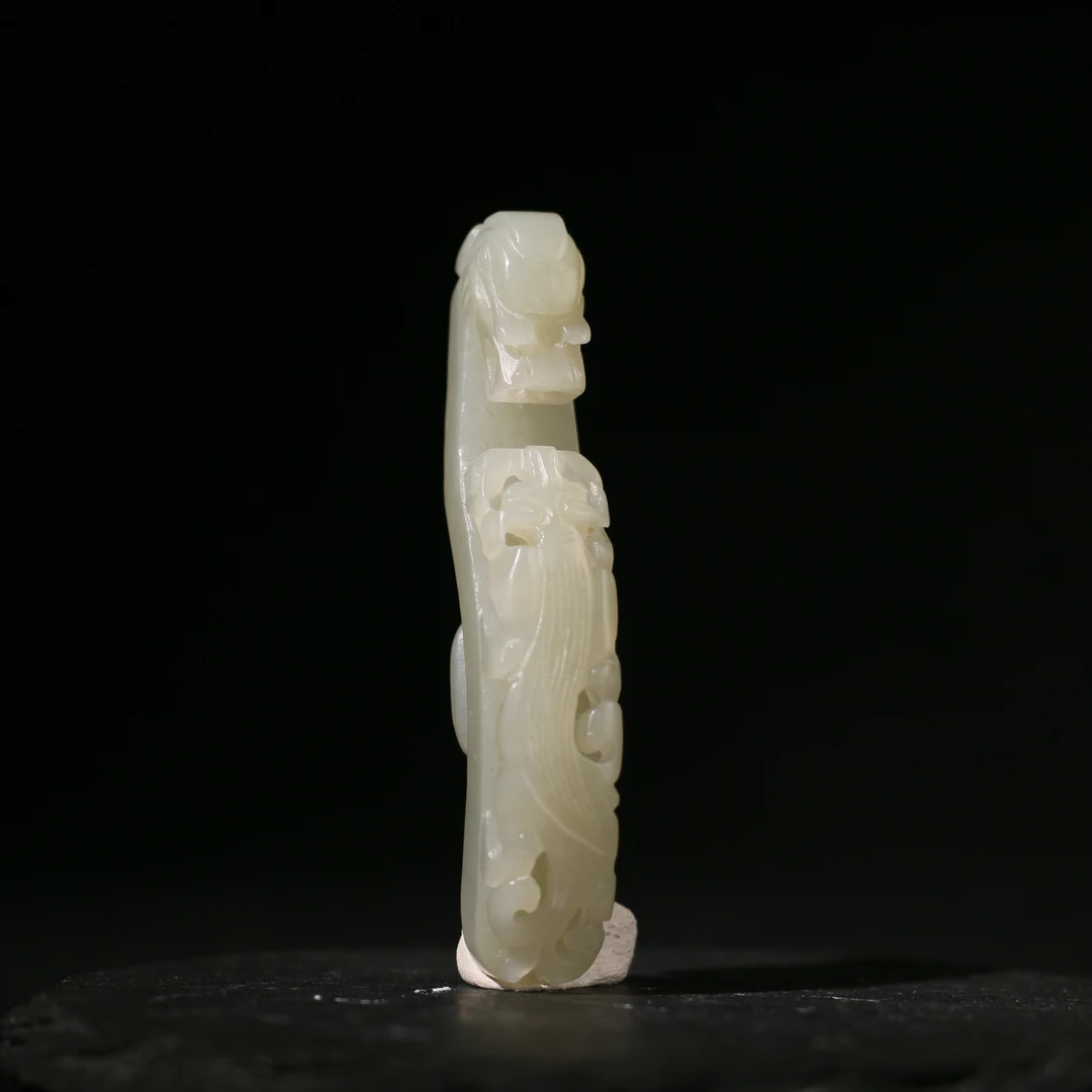 21F39  清  和田玉龙带钩