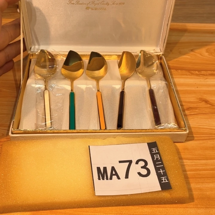 抢****买小马哥瓷器甄选套装