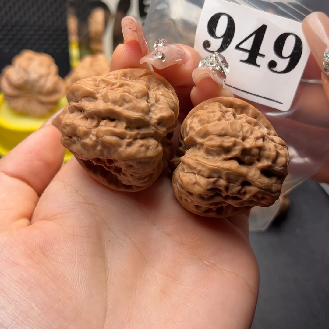 吊坠文玩核桃三角40/44
