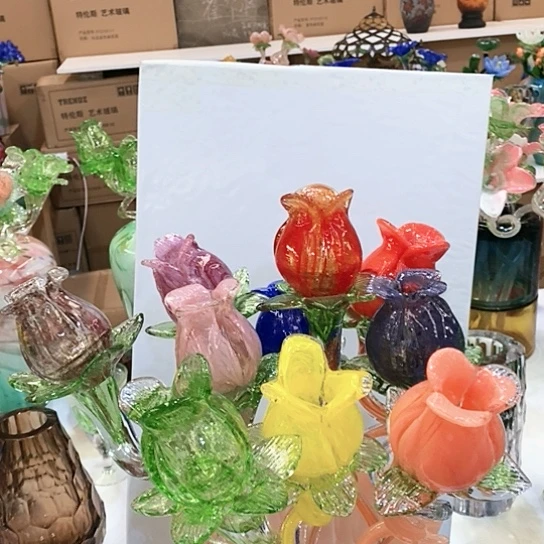 琉璃花瓶高45厘米宽8厘米