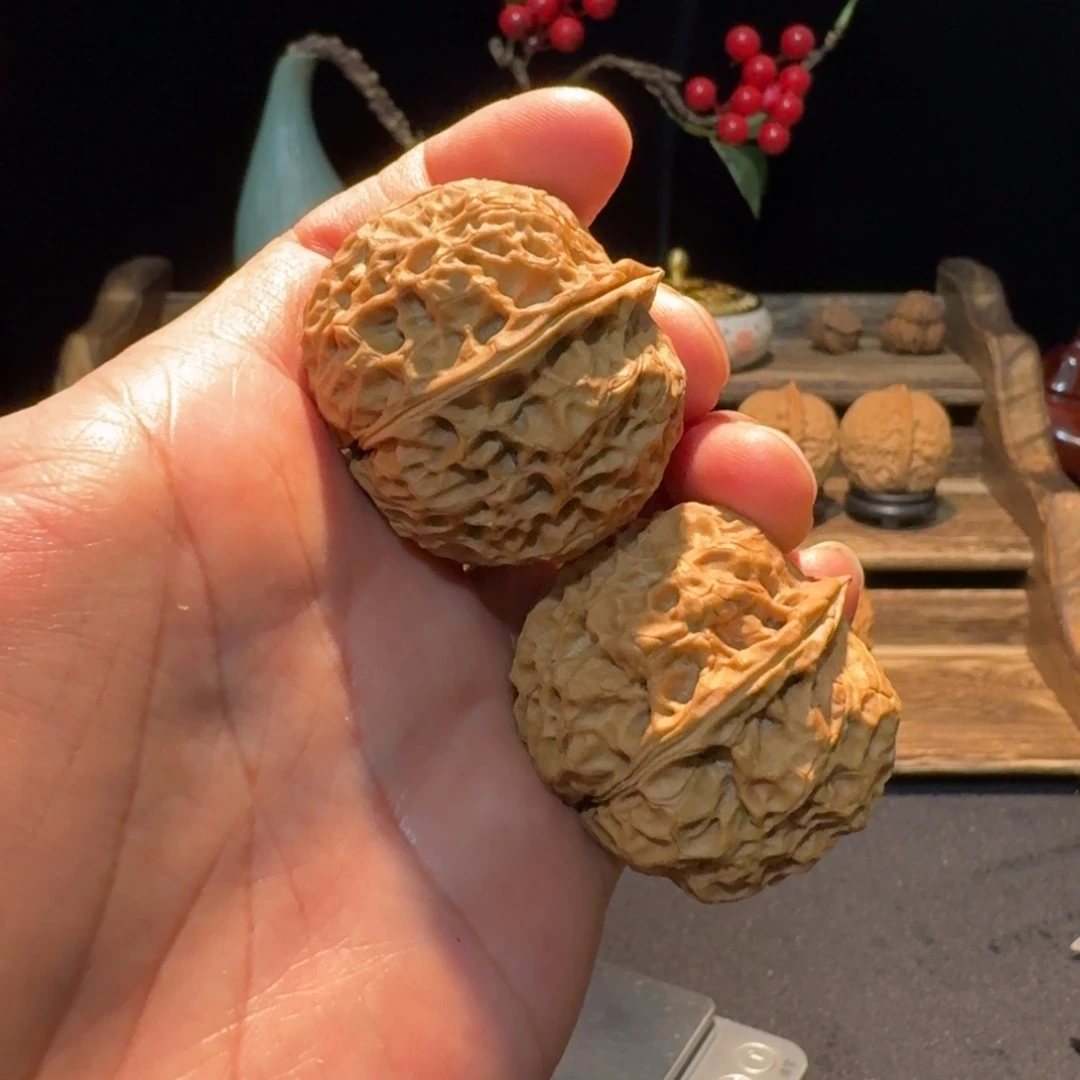 把件文玩核桃云南铁核桃39