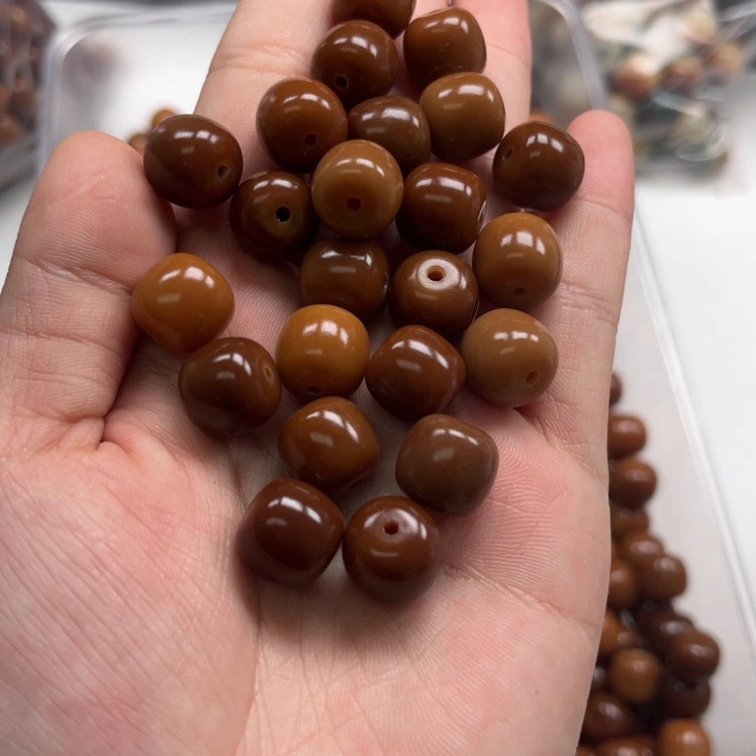 【闪购商品】白玉菩提吊坠a/11 50+30奶茶