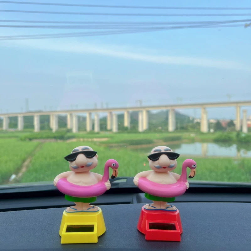 【爆款】车载摆件龟仙人太阳能创意摇摆龟仙人汽车内饰车顶车尾后备
