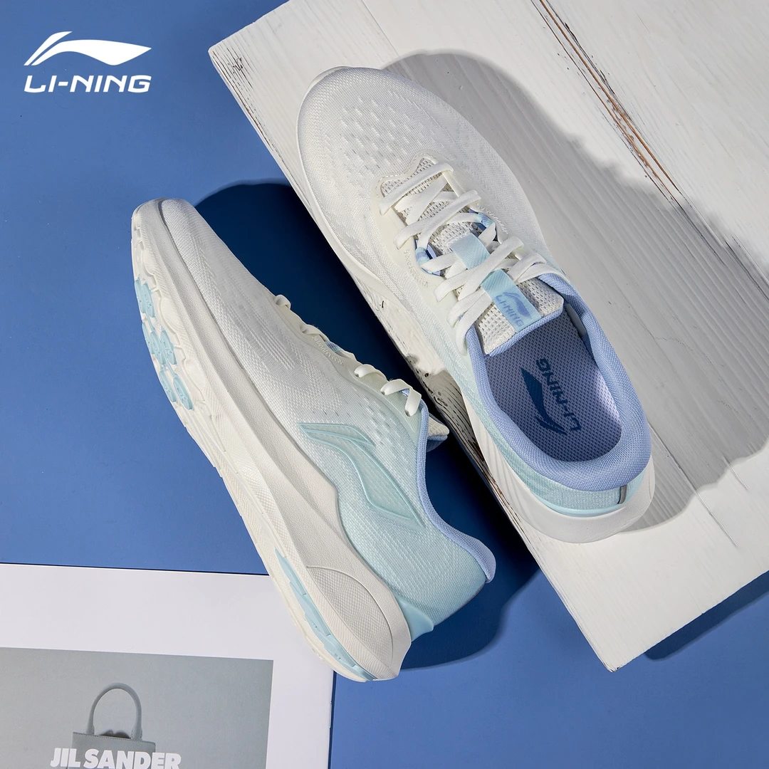 李宁轻逸跑步鞋2025秋季新款女鞋网面减震回弹跳绳健身运动鞋F