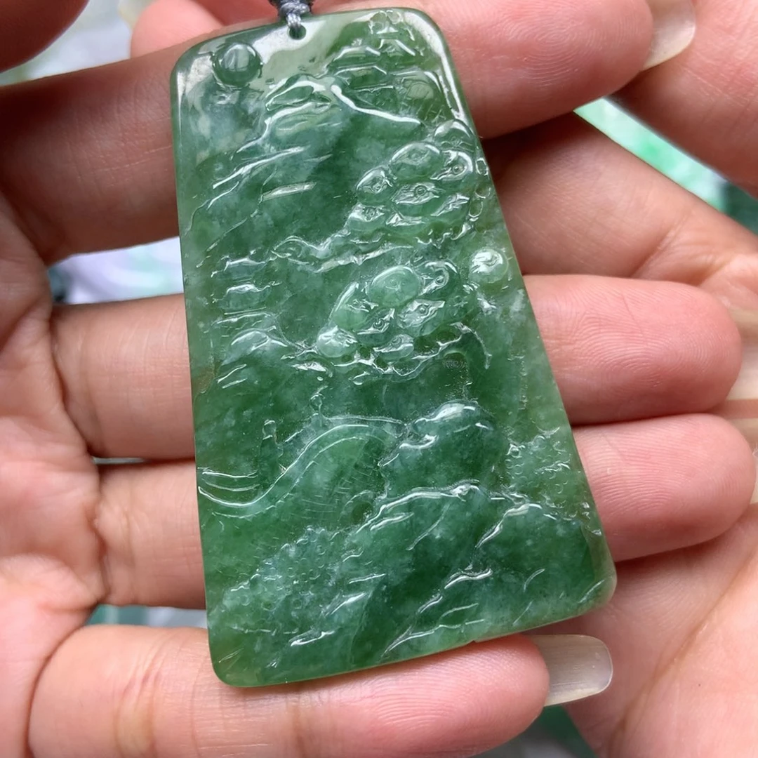 翡翠颈饰未镶嵌天然翡翠