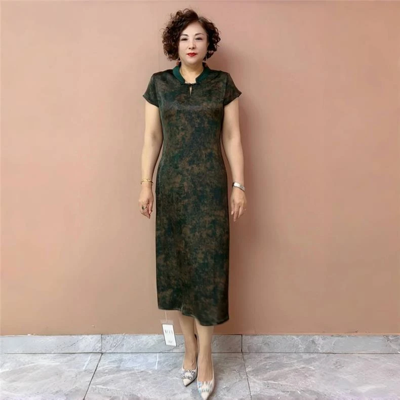 832阔太太国风盘扣冰感醋酸提花旗袍长裙夏季短袖妈妈宽松连衣裙