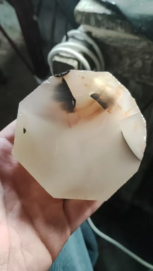 现场加工定制玛瑙不退换