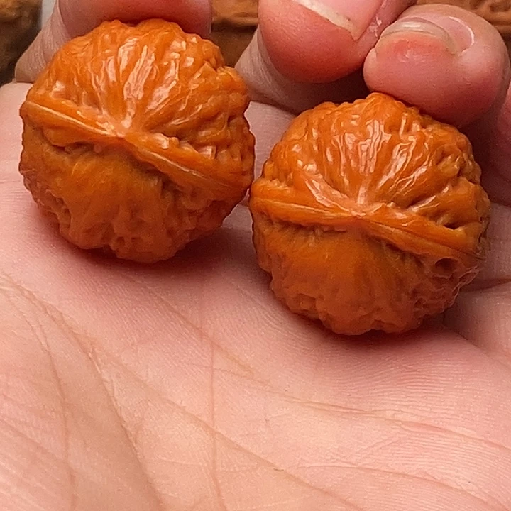吊坠文玩核桃红帽