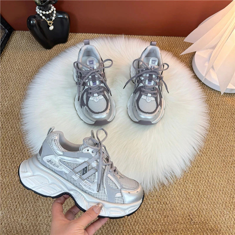 厚底时尚轻便老爹鞋女2025春秋新款网面透气拼色增高休闲运动鞋潮