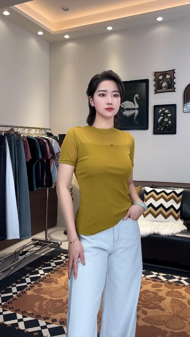 早春款洋气圆领设计感T恤时尚百搭女士短袖显瘦弹力修身上衣560