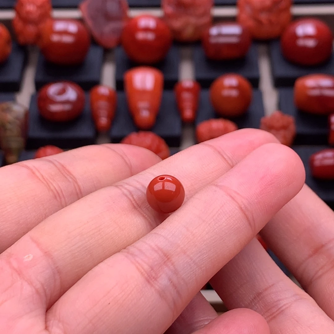 南红玛瑙未镶嵌川料原矿高品圆珠8mm