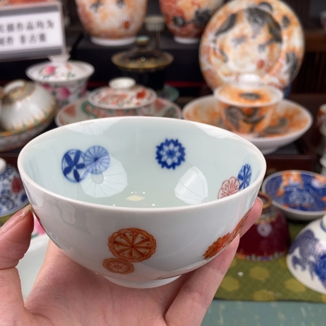 陶瓷的设计师是一个人的