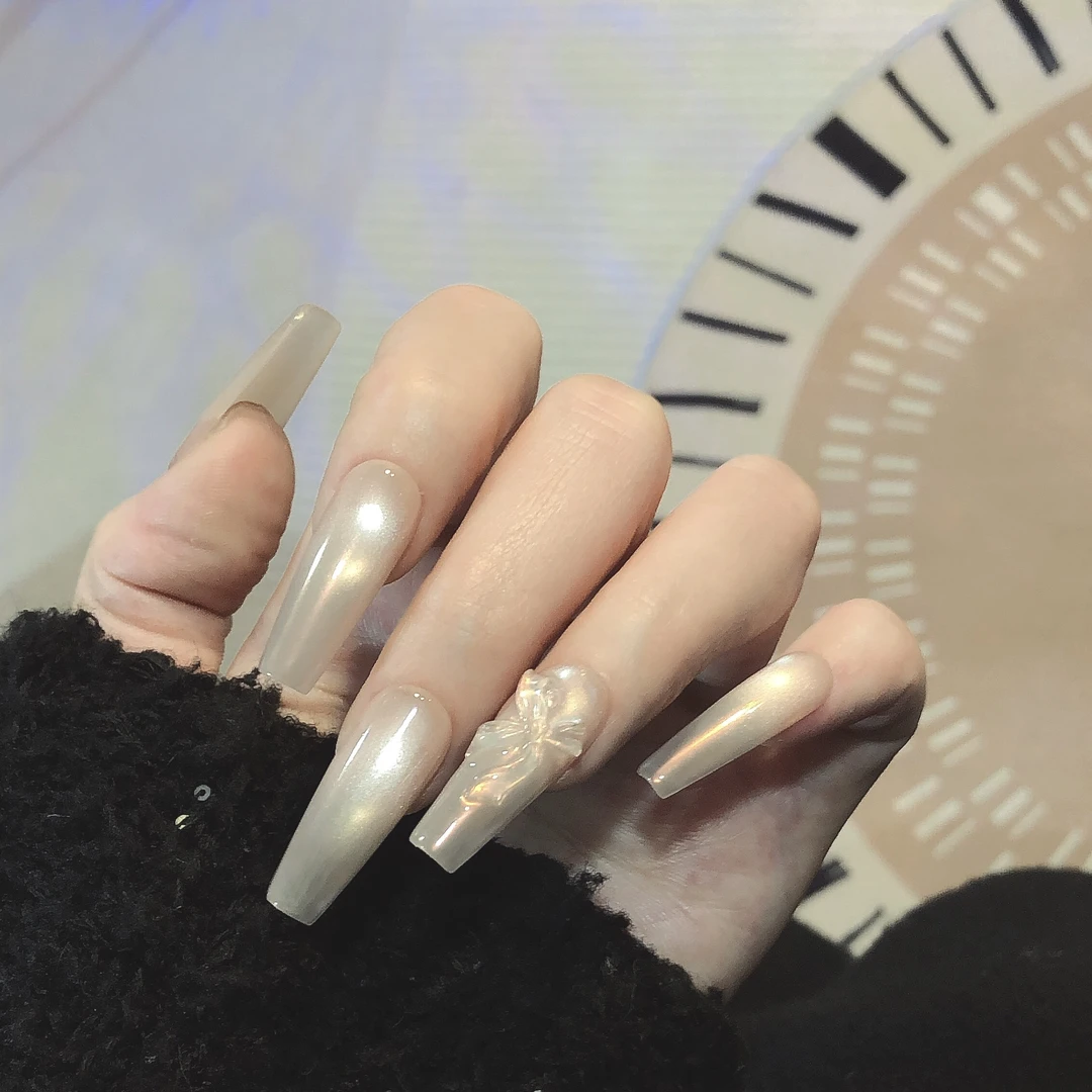 小情绪/猫眼极光蝴蝶结长款纯手工穿戴甲（没有收纳盒没有工具包）