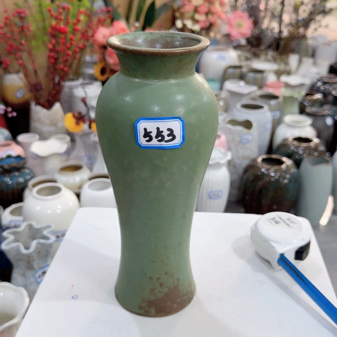 A***u553号陶瓷高25厘米瑕疵一个