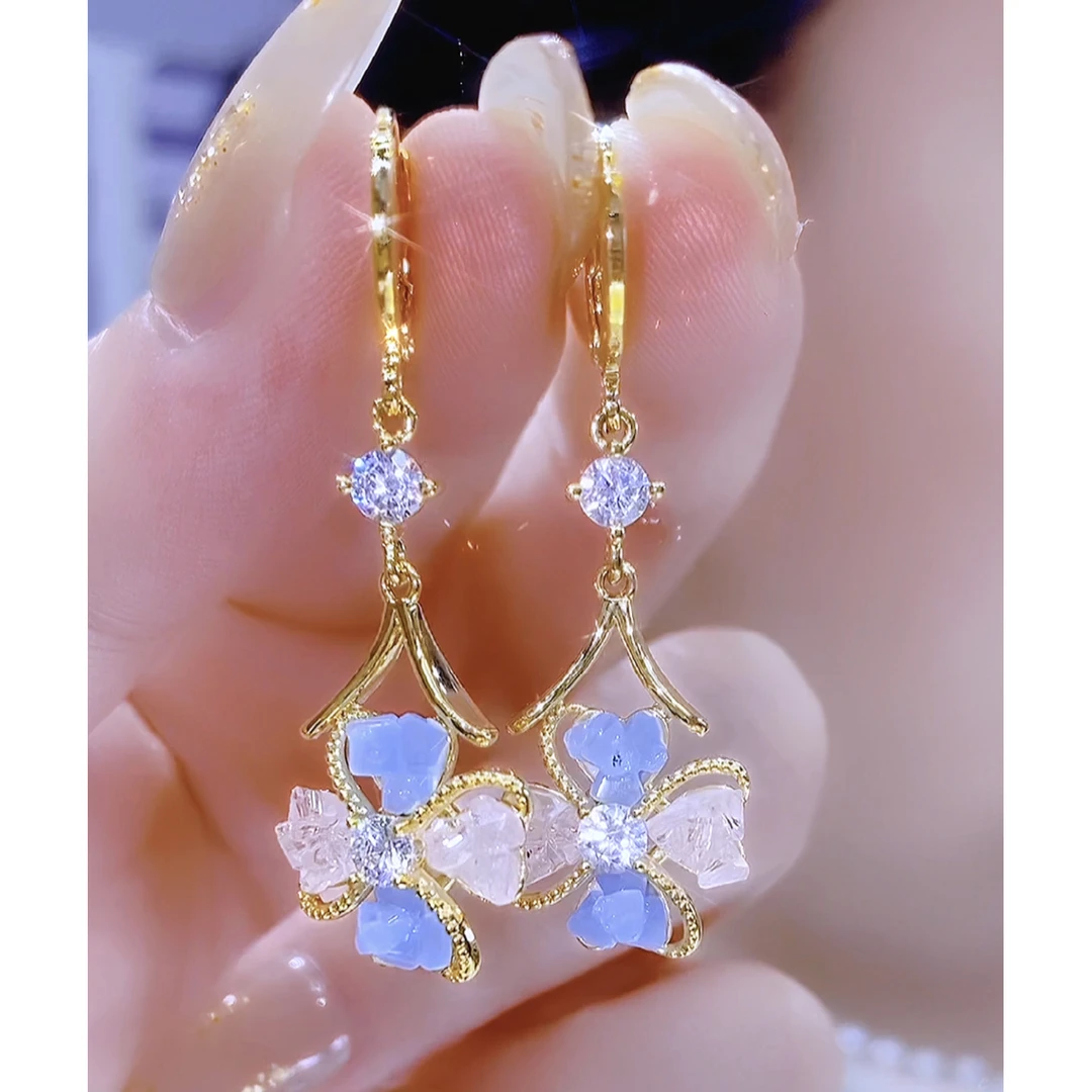 铜合金合成锆石耳饰 气质甜美轻奢时尚百搭爱心花朵耳环