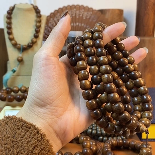 老山檀香黑肉沉水10-11桶珠108颗