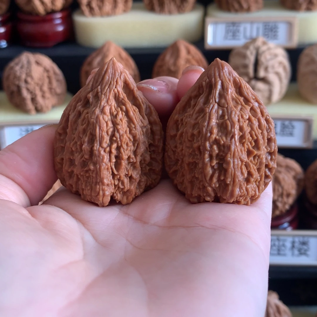 木质类文玩核桃塔尖34