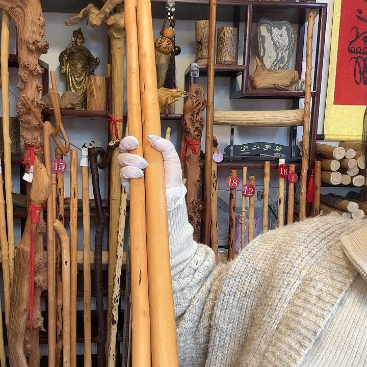 长***风铁匠的故事是什么啊