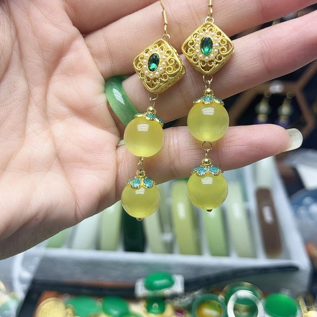 翡翠未镶嵌耳饰黄色