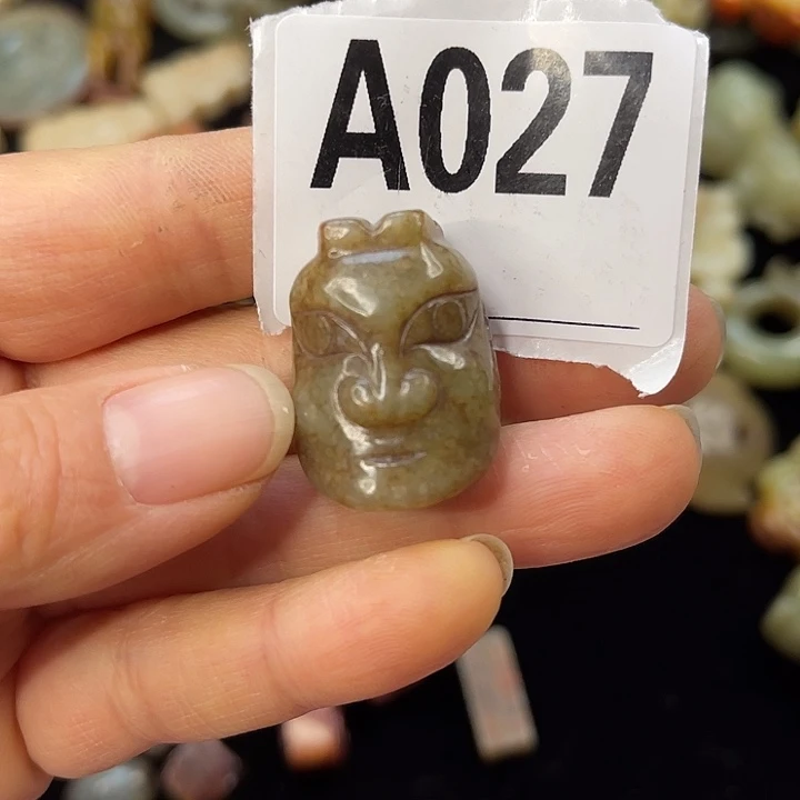 和田玉（糖玉）未镶嵌挂件