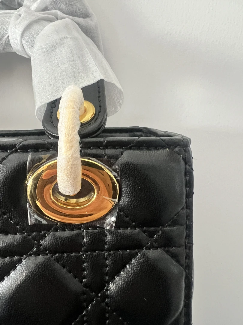 2025气质百搭女士贵妃手提包.