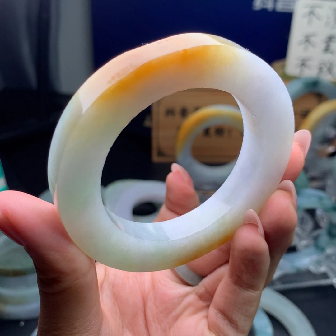 定制翡翠手镯未镶嵌