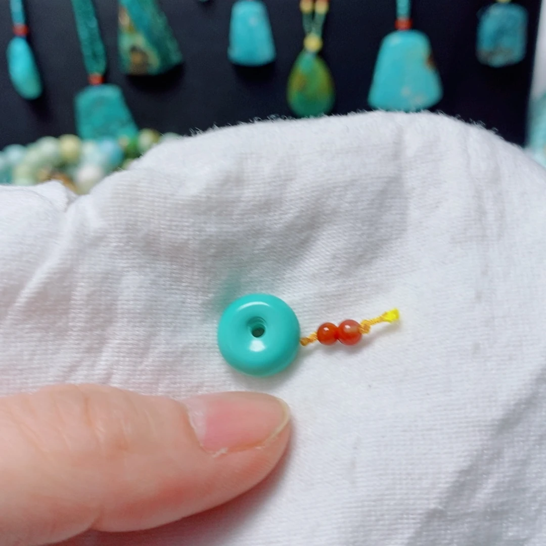 南红玛瑙未镶嵌珠宝奇石