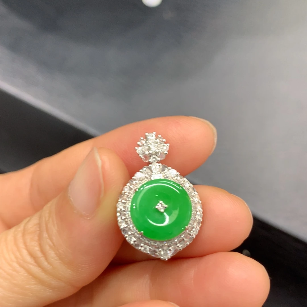 翡翠18K金镶嵌吊坠(不含链)