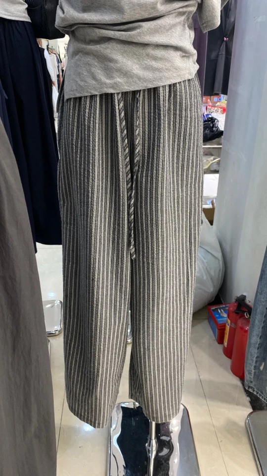 6113松紧腰头条纹直筒裤