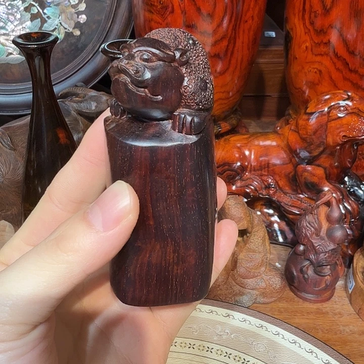 檀香紫檀（小叶紫檀）金蟾摆件