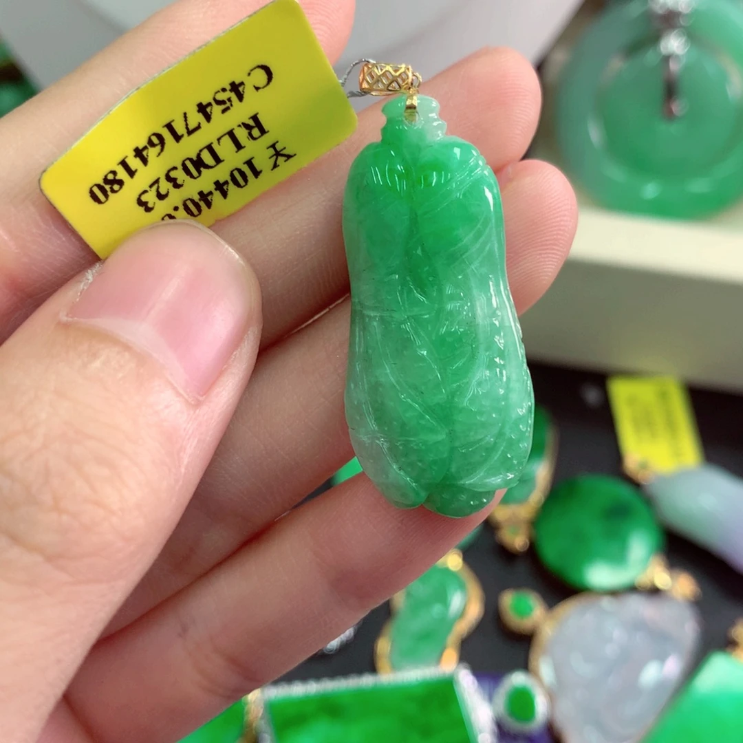 翡翠18K金镶嵌吊坠(不含链)