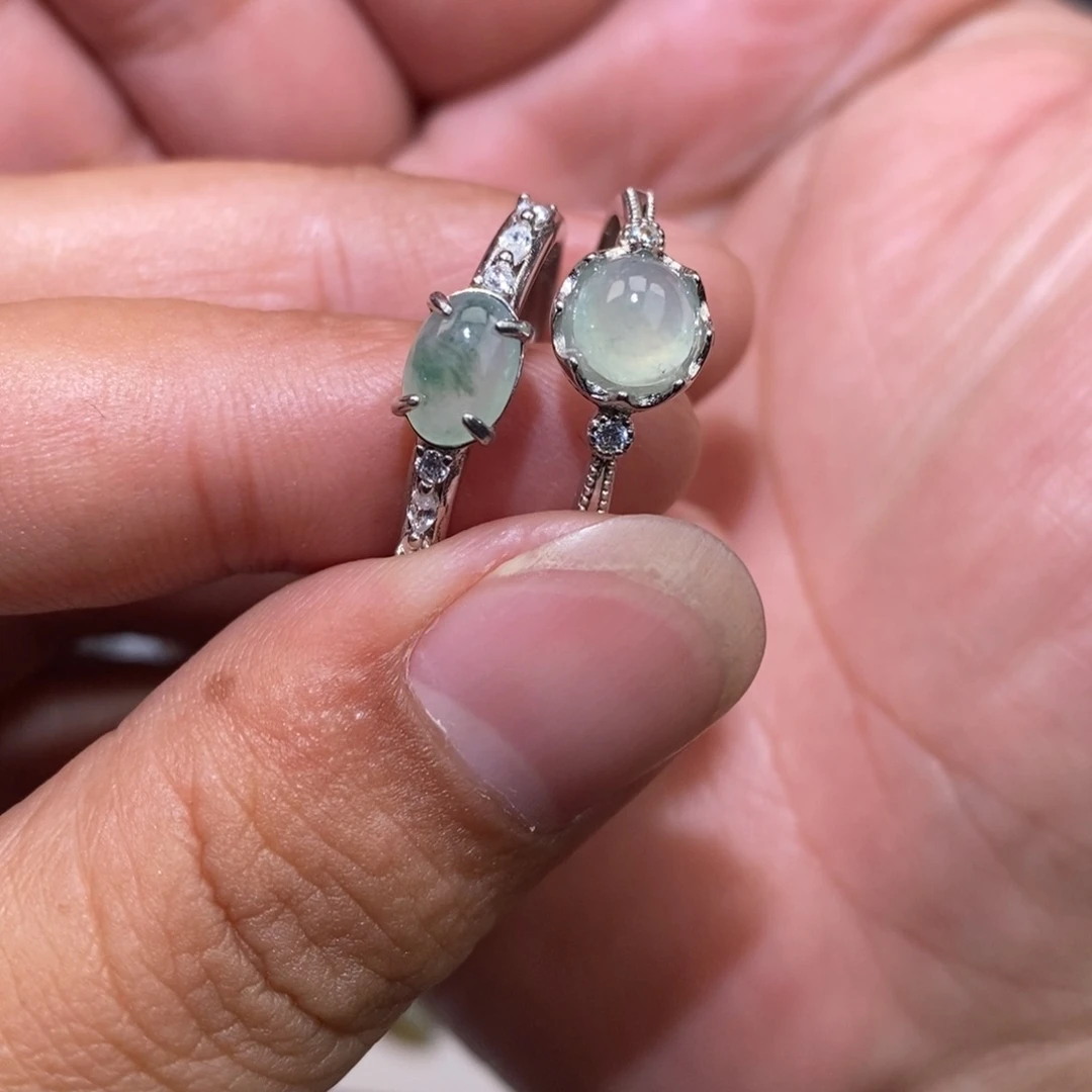 翡翠戒指未镶嵌贝*?戒指