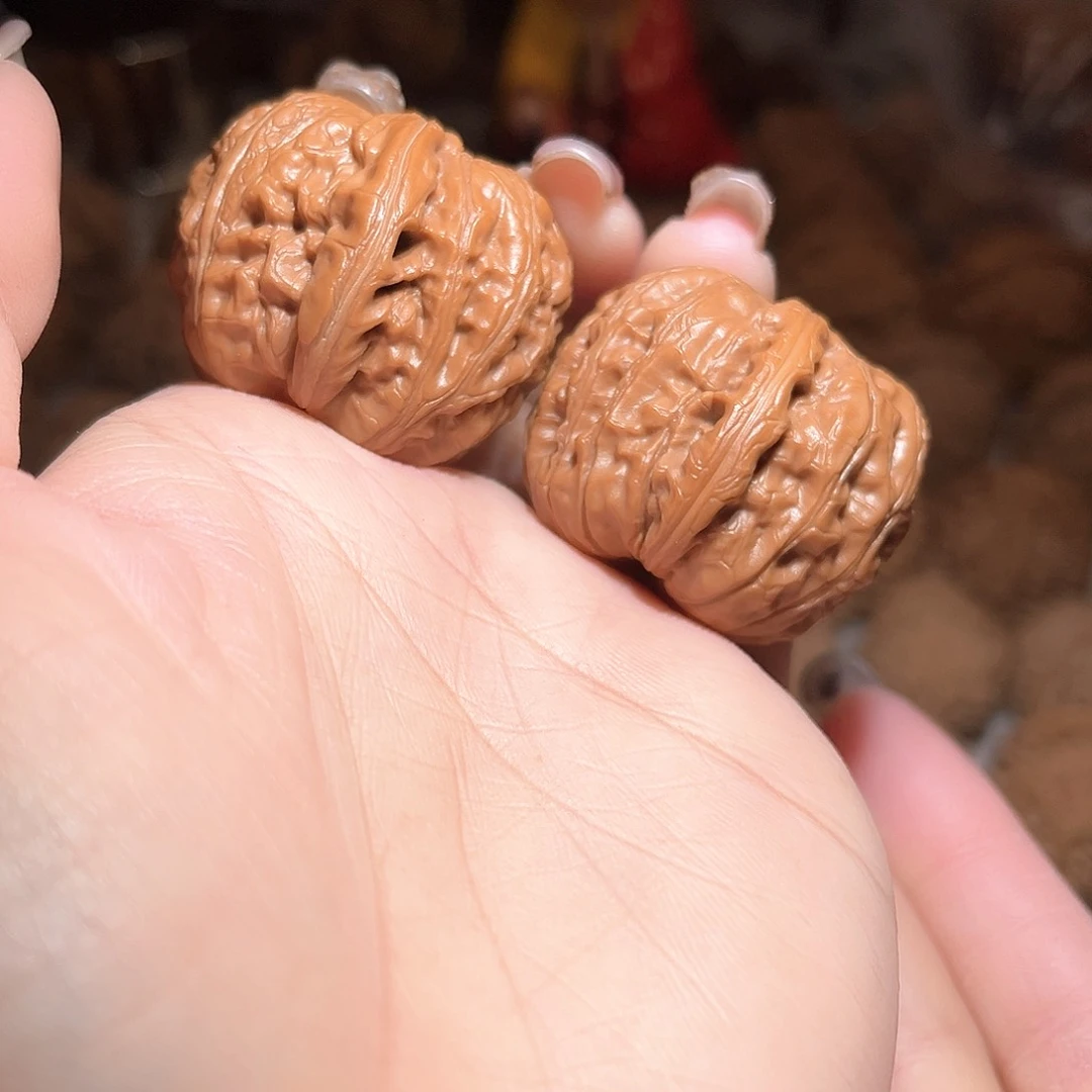 桃核把件平谷元宝38文玩