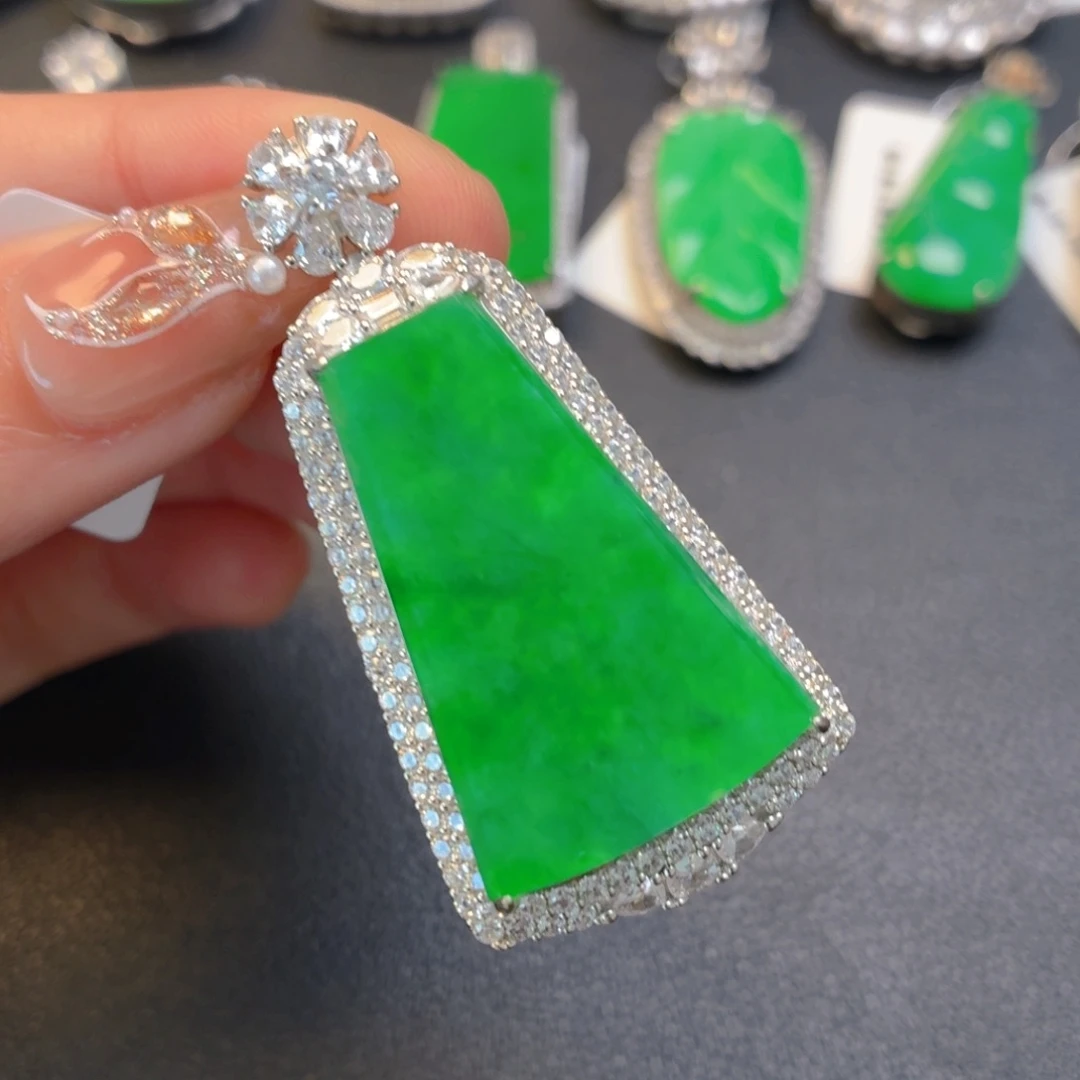 翡翠银S925镶嵌颈饰