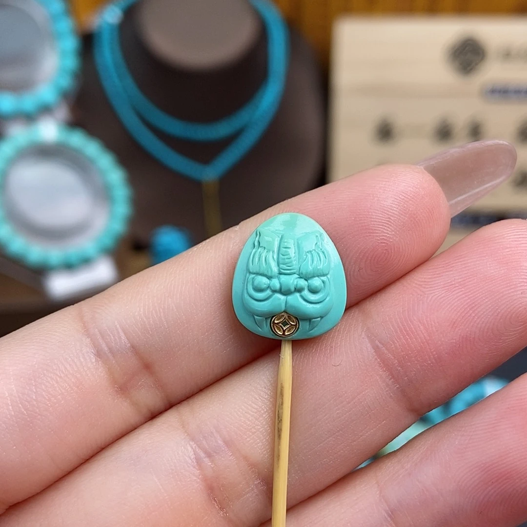 绿松石雕刻未镶嵌