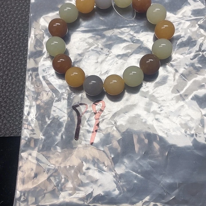 和田玉（糖玉）未镶嵌手链