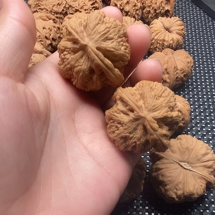 文玩核桃吊坠核桃