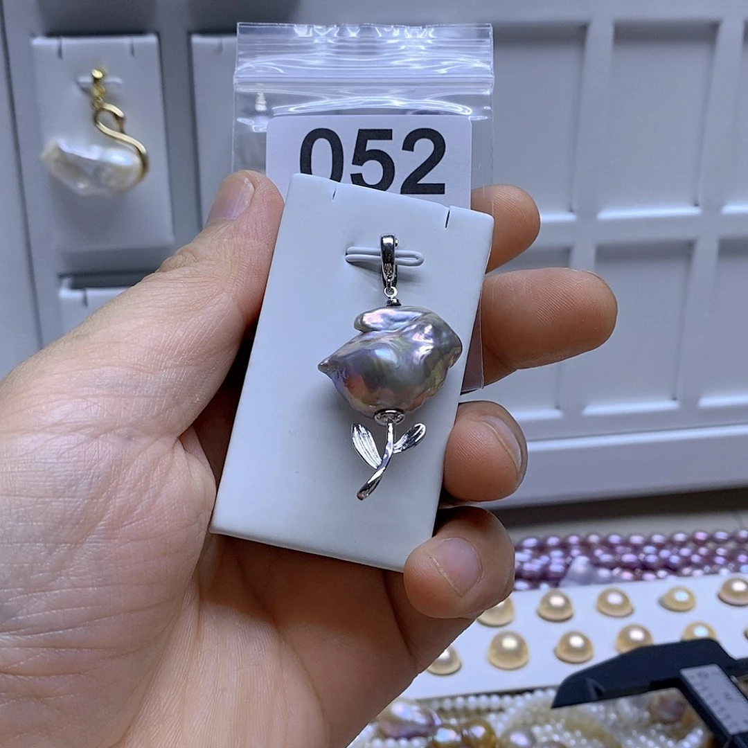 颈饰未镶嵌淡水珍珠