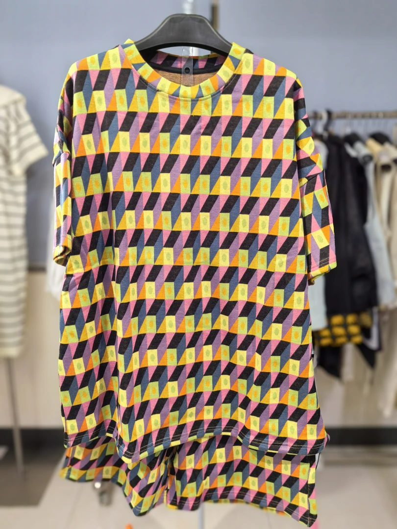 活泼减龄套装大版女2025夏季新款休闲运动时尚显高短袖短裤两件套