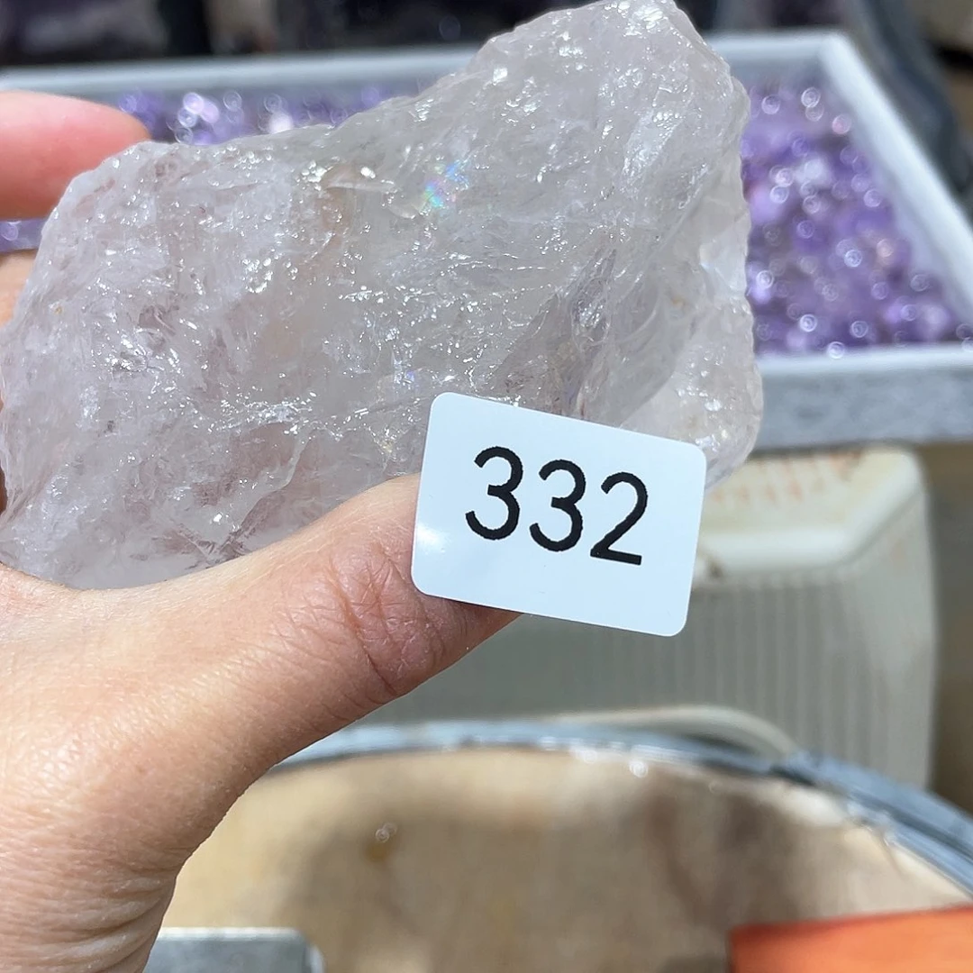 水晶摆件……未镶嵌