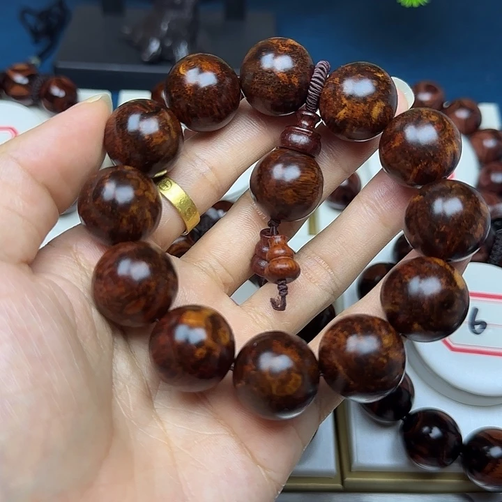 孔***蓝黄花梨/降香黄檀黄花梨2.0